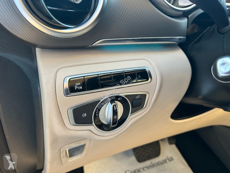 Véhicule utilitaire Mercedes - W447 2014