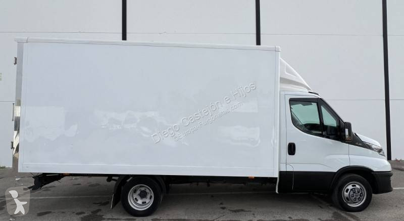 Autoutilitară Iveco