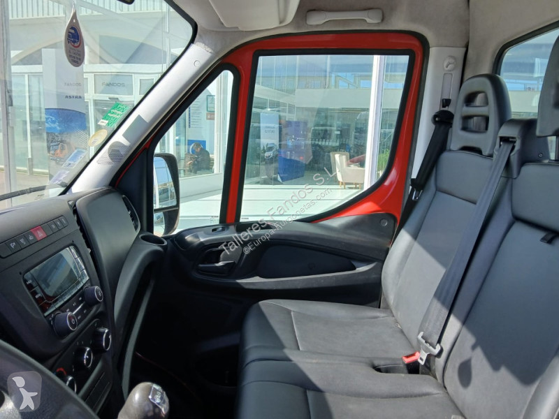Veicolo commerciale Iveco  35C12 CAJA BASCULANTE
