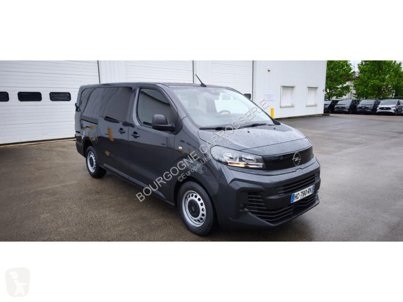Véhicule utilitaire Opel VIVARO M1 2900 2.5...