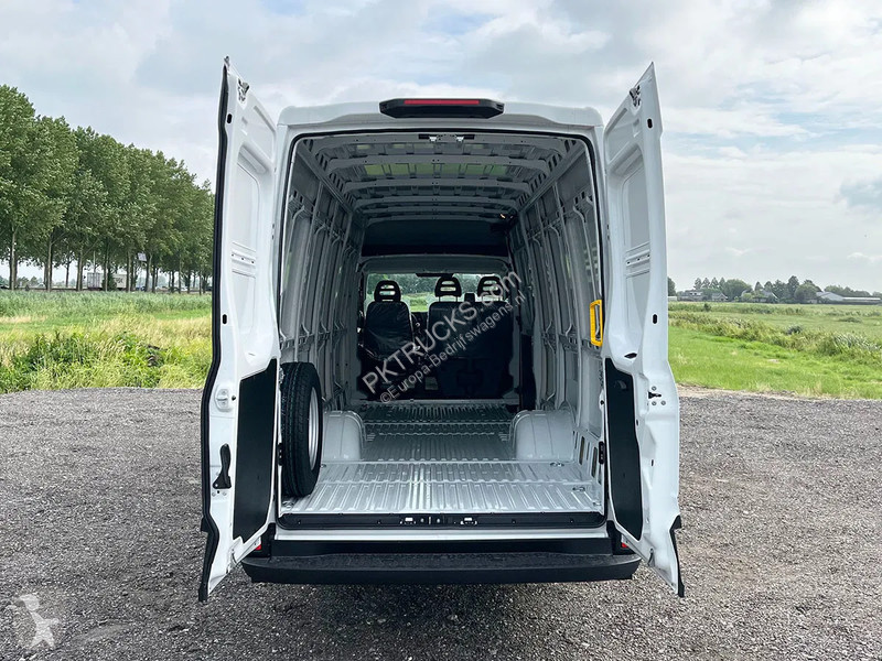 Bedrijfswagen Iveco 50 50C15V Closed Van (3 units)