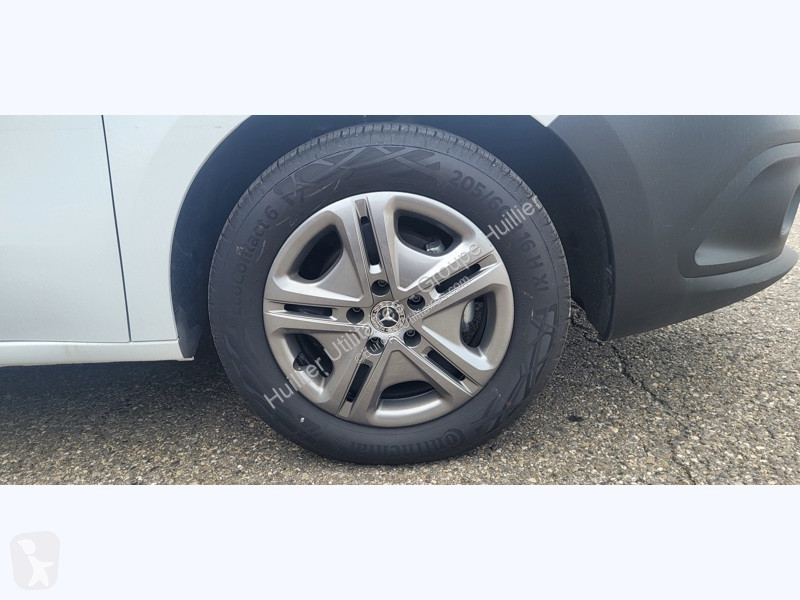 Véhicule utilitaire Mercedes 110 CDI Pro...