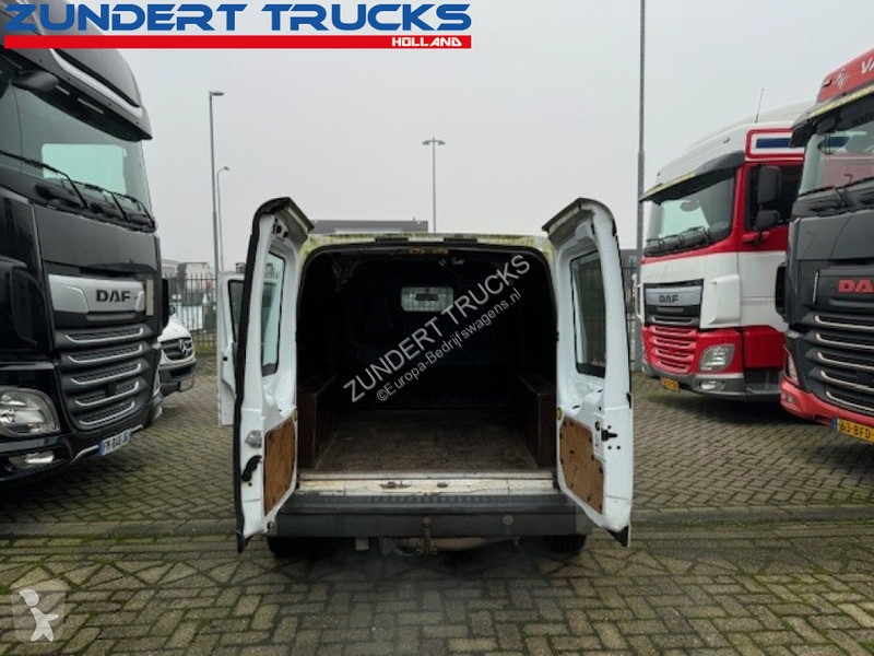 Furgoneta Ford