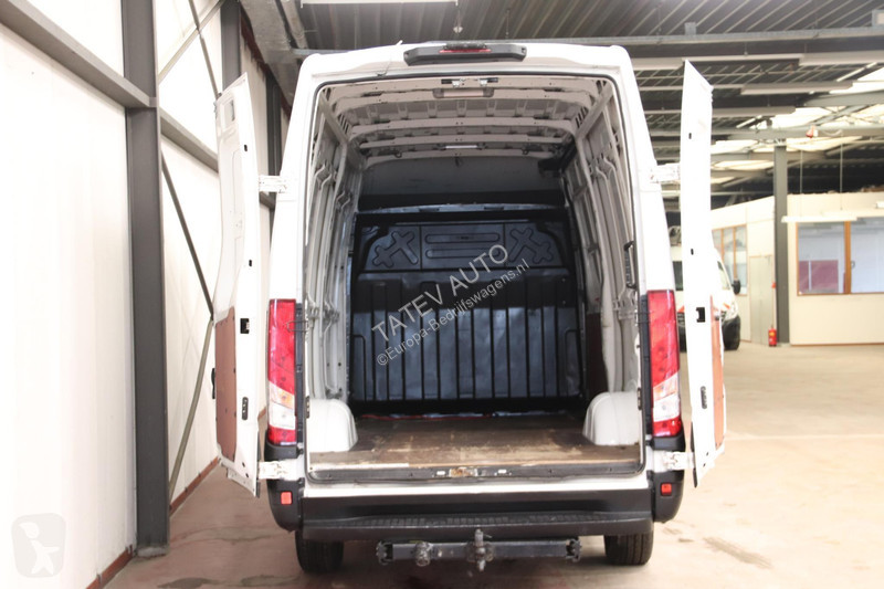 Bedrijfswagen Iveco 35S14V 2.3 FINANCIAL LEASE...
