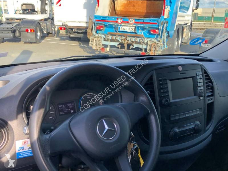 Furgoneta Mercedes