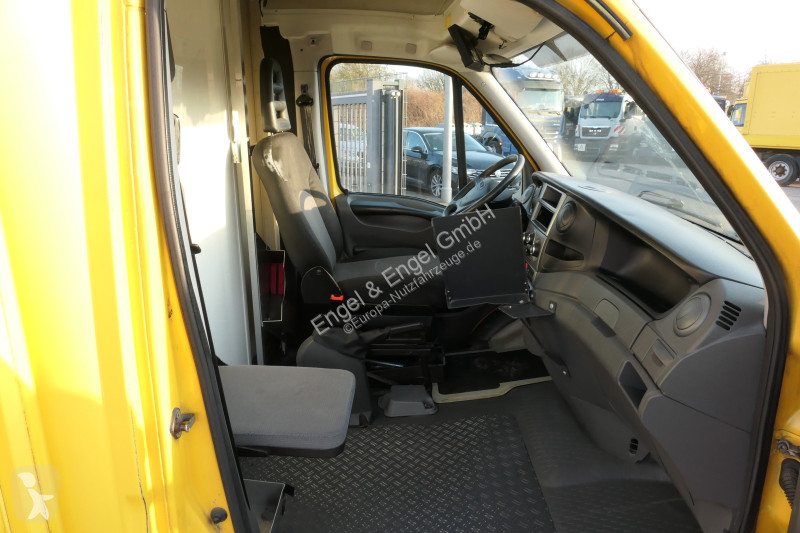 Veículo utilitário Iveco Daily 35 S11 C30C...