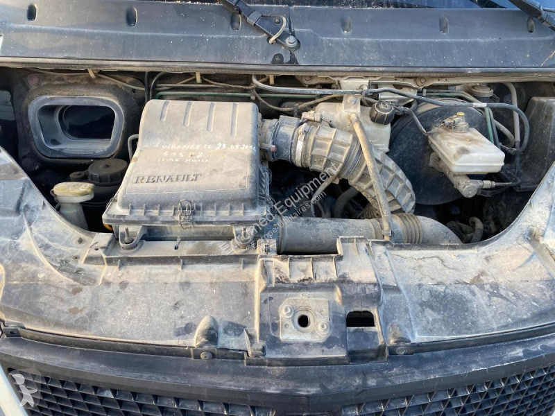 Véhicule utilitaire Renault 150.35