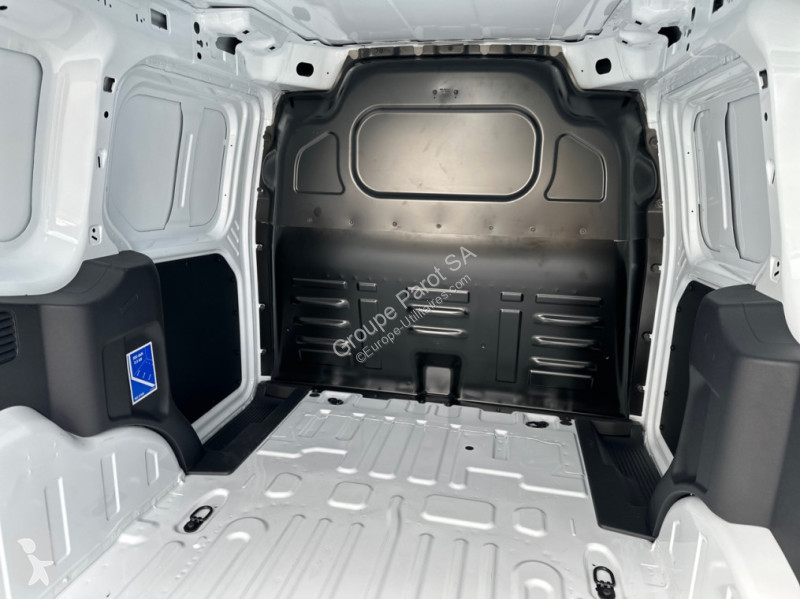 Véhicule utilitaire Ford 1.0 EcoBoost 100ch Trend