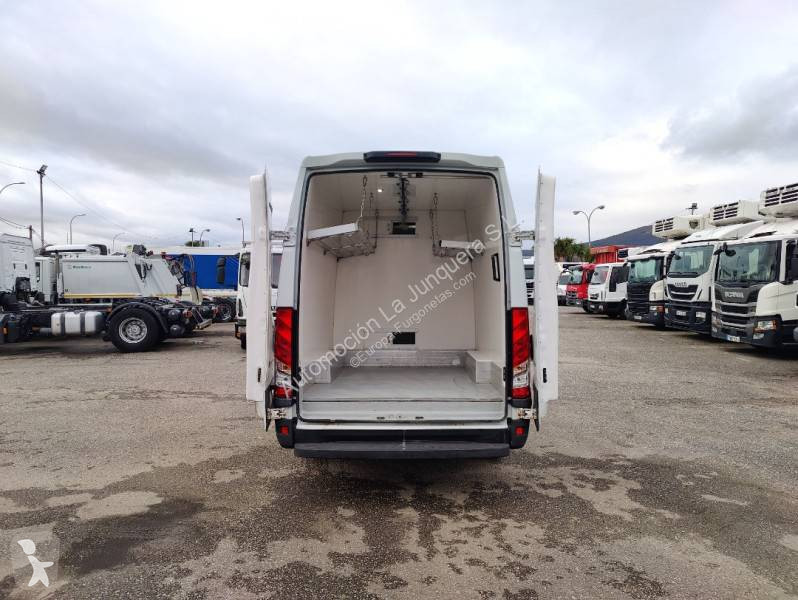 Véhicule utilitaire Iveco