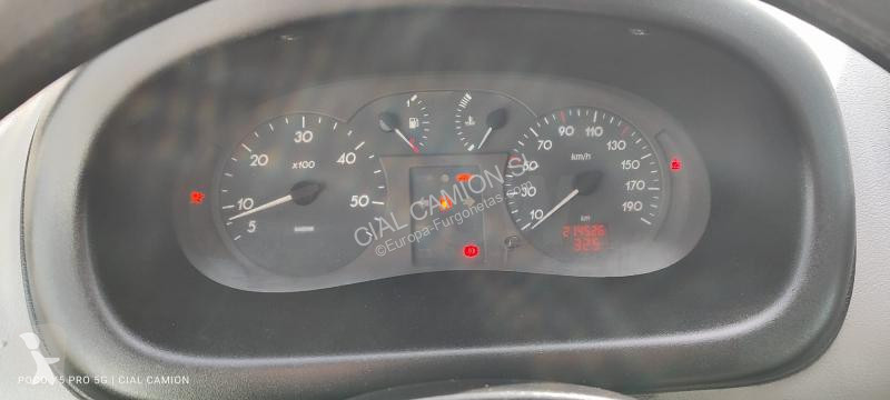 Furgoneta Renault 2.5 DCI 120