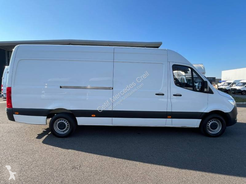Véhicule utilitaire Mercedes
