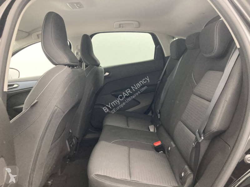 Autoutilitară Renault Arkana mild hybrid 140...