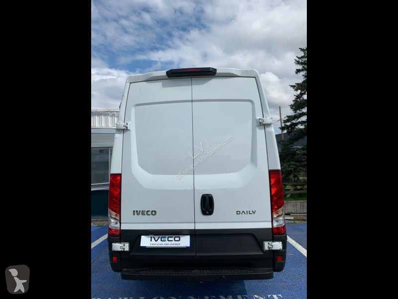 Užitkové vozidlo Iveco 35S Fg 35S14 V12