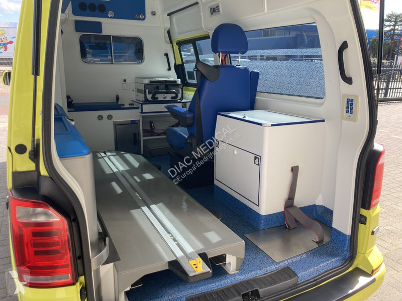 Véhicule utilitaire Volkswagen 2.0 TDI L2H2 Kombi