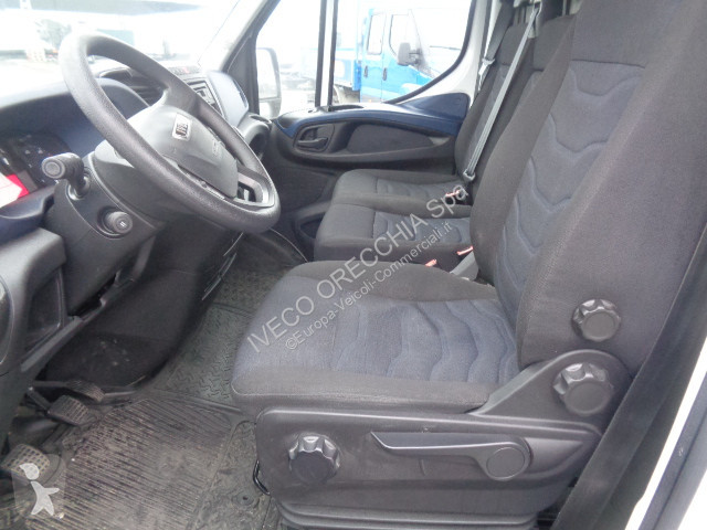 Furgoneta Iveco DAILY 35S14 3520