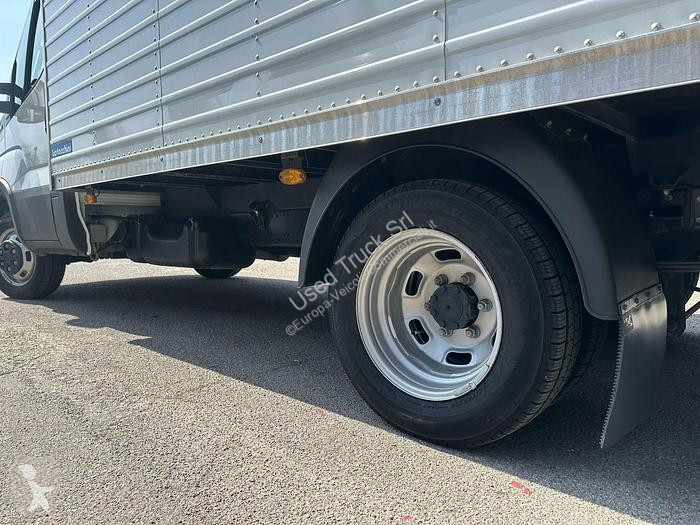 Veículo utilitário Iveco  35C14