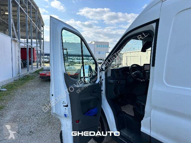 Autoutilitară Ford Transit V363 RWD 2019 -...