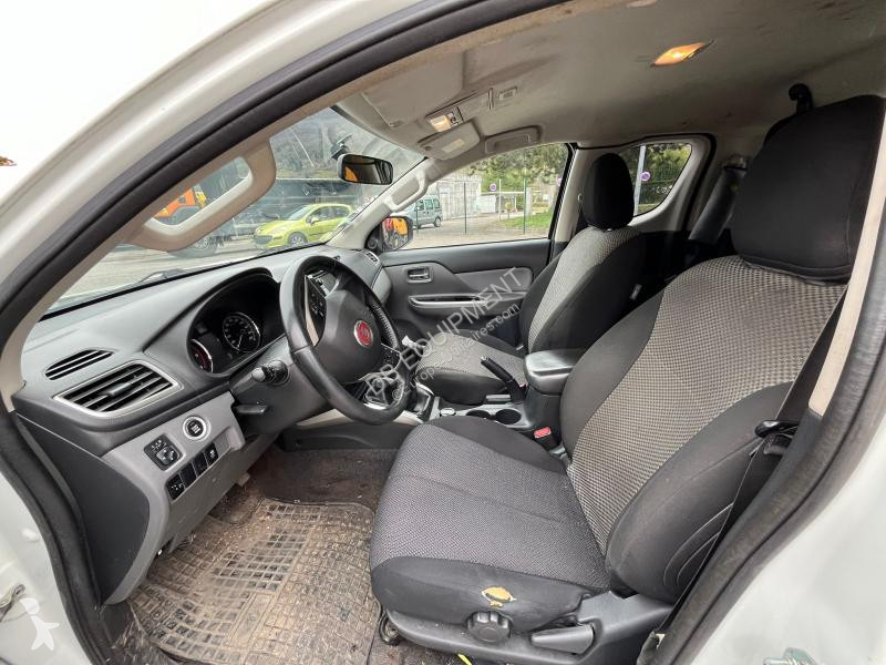 Nyttofordon Fiat  Véhicule utilitaire Pickup...