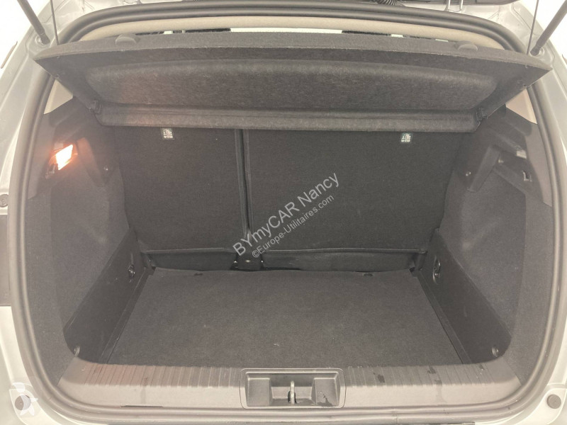 Autoutilitară Renault Captur TCe 90