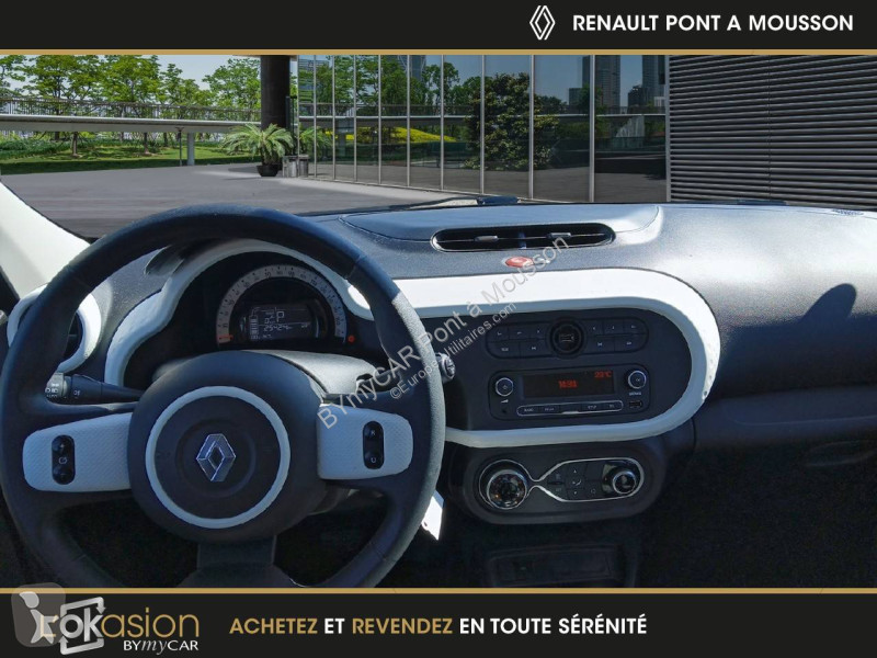 Autoutilitară Renault Twingo III Achat Intégral...
