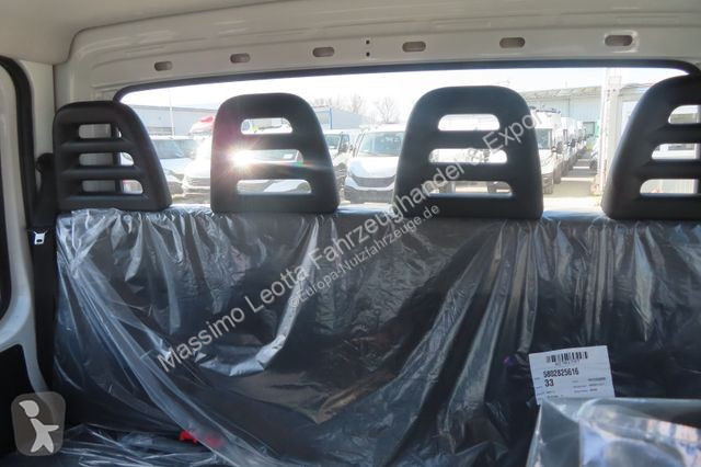 Véhicule utilitaire Iveco 35C14 Doka Neu 28x...
