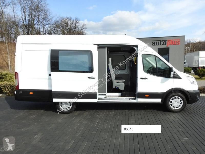 Véhicule utilitaire Ford TRANSIT  FURGON...