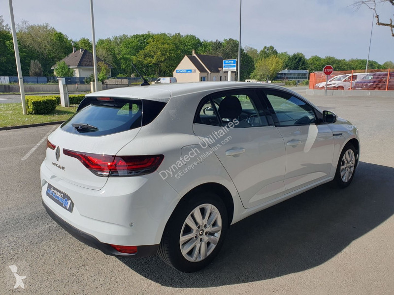 Véhicule utilitaire Renault MEGANE IV STE 1.5...
