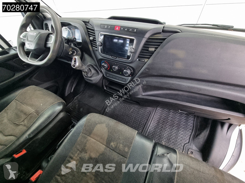 Autoutilitară Iveco 35C18 Open Laadbak 3.0L...