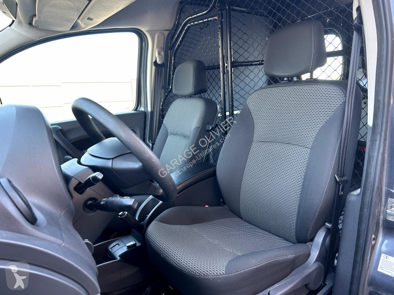 Véhicule utilitaire Mercedes Compact 109 1.5...