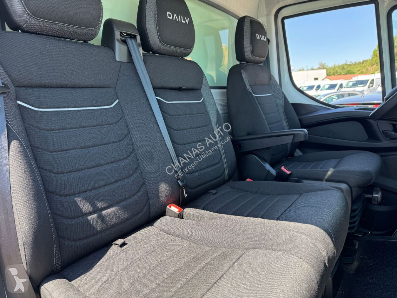 Varevogn Iveco 35C16 A8 160CV 3L HAYON MOINS DE...