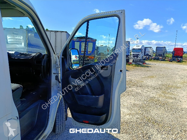 Autoutilitară Renault RENAULT MASTER - CASSONE
