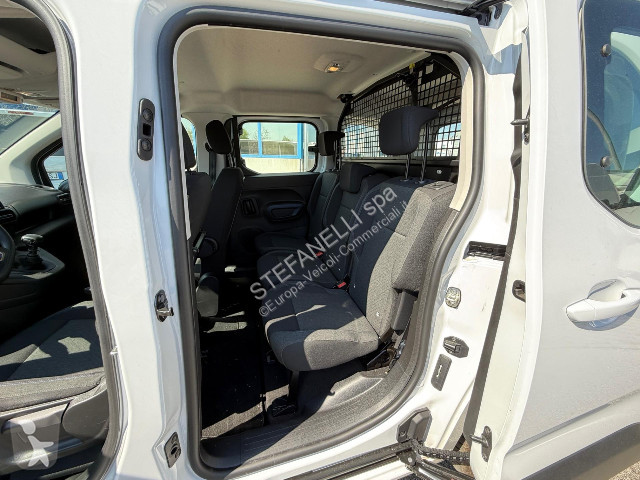 Autoutilitară Fiat Doblo Combi N1 1.5 bluehdi...