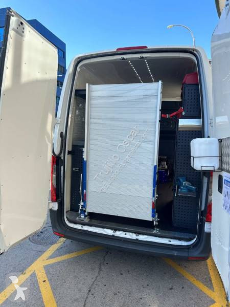 Véhicule utilitaire Mercedes