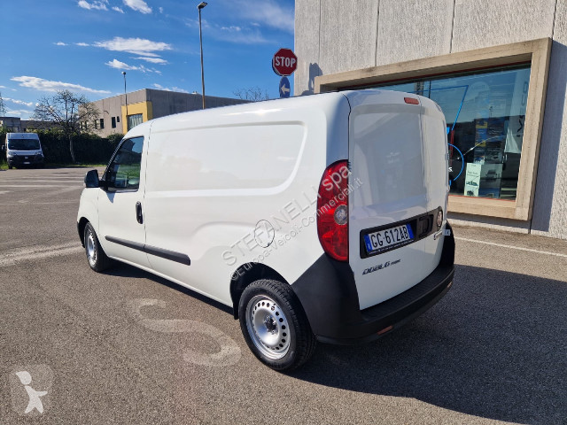 Furgoneta Fiat Doblo Cargo Maxi 1.6 mjt 105cv...