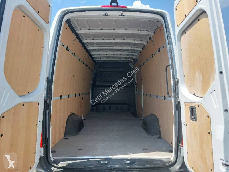 Véhicule utilitaire Mercedes