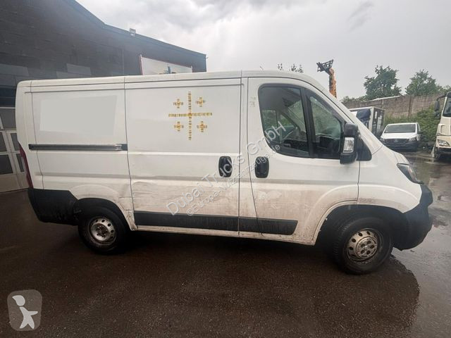 Nyttofordon Peugeot Kasten 330 L1H1 Pro 120...