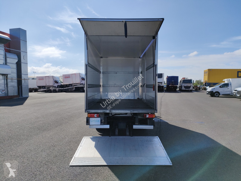 Veicolo commerciale Renault 20M3 145 CV FOURGON...