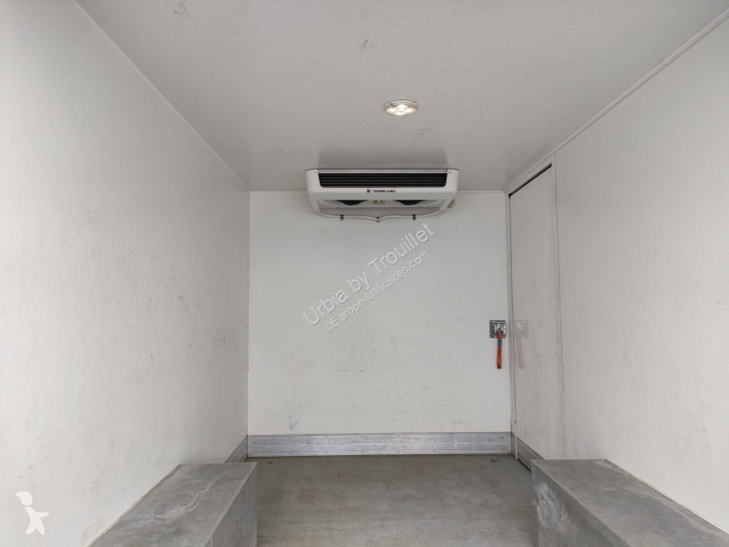 Véhicule utilitaire Fiat FRIGO 12M3 130 CV...