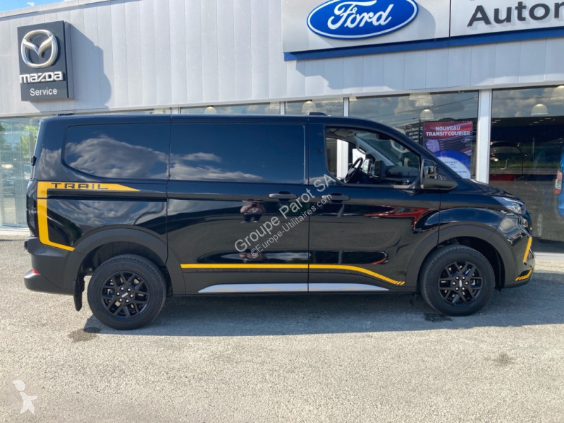 Véhicule utilitaire Ford 320 L1H1 2.0 EcoBlue...