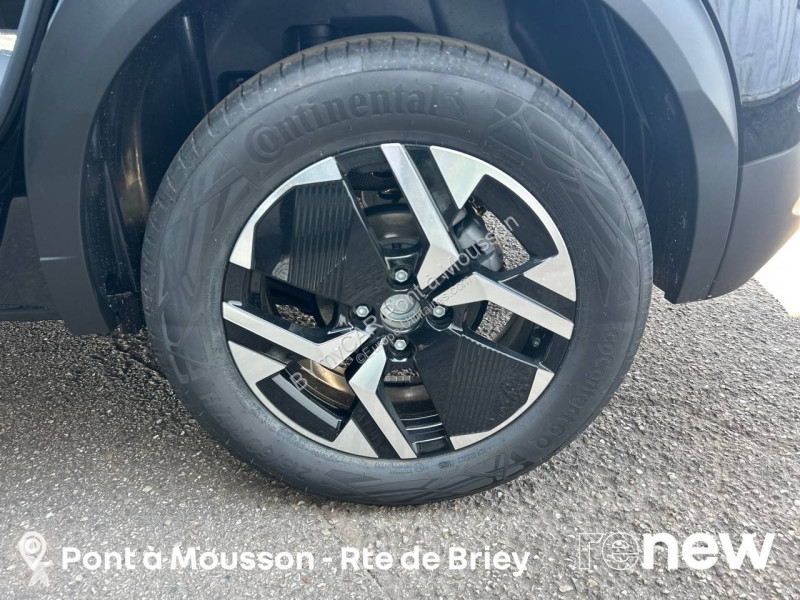 عربة نفعية Peugeot 2008 Hybrid 145 e-DCS6