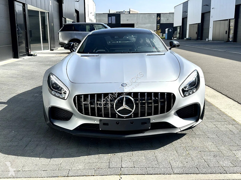 Furgoneta Mercedes S / V8 4.0 L Biturbo (M178)...