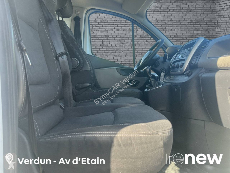 Veicolo commerciale Renault TRAFIC FGN L2H2...
