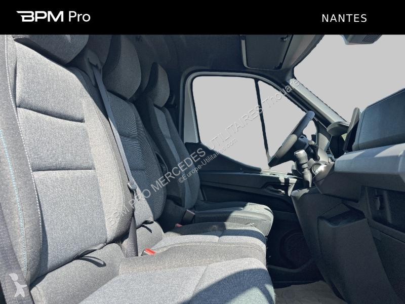 Veicolo commerciale Renault Fg F3500 L2H2 2.0...