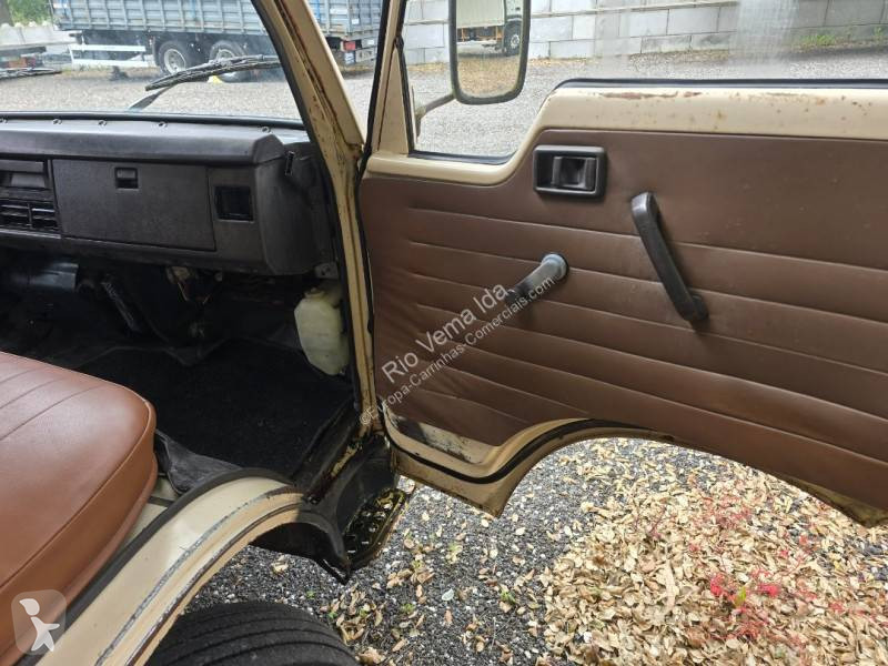 Veículo utilitário Nissan