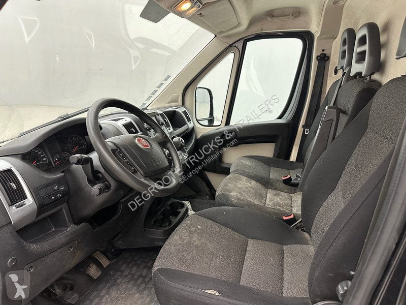 Veículo utilitário Fiat 2.3 130