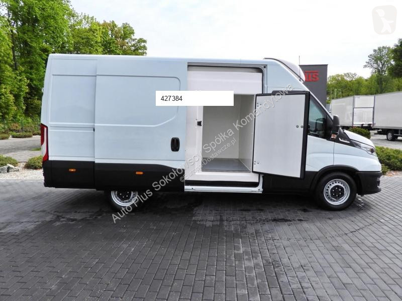 Autoutilitară Iveco DAILY 35S14 FURGON CHŁODNIA...