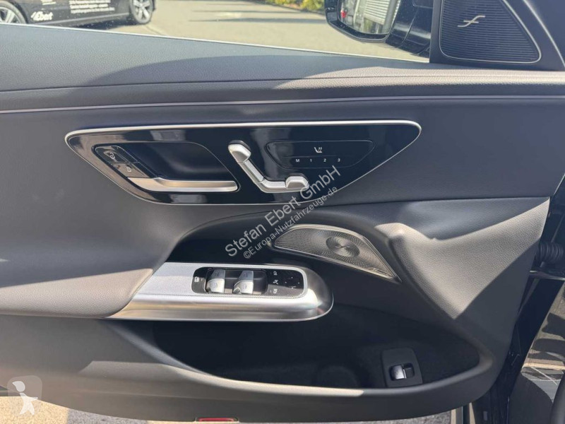 Užitkové vozidlo Mercedes E 300de T...