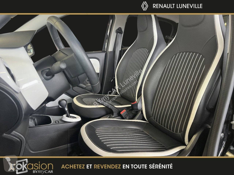 Autoutilitară Renault Twingo III Achat Intégral...