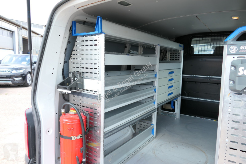 Véhicule utilitaire Volkswagen T6 Transporter...