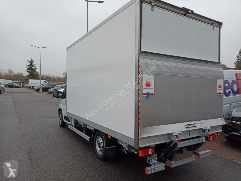 Véhicule utilitaire Opel 180 DHollandia